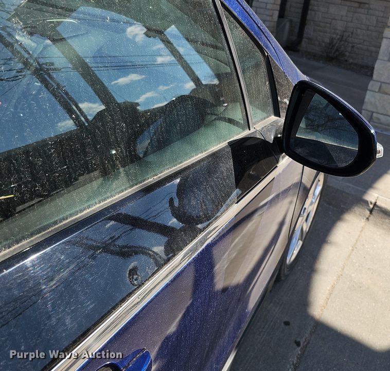 image for item IO9904 2013 Chevrolet Volt 