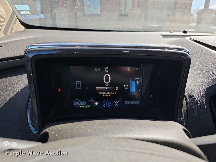 image for item IO9904 2013 Chevrolet Volt 