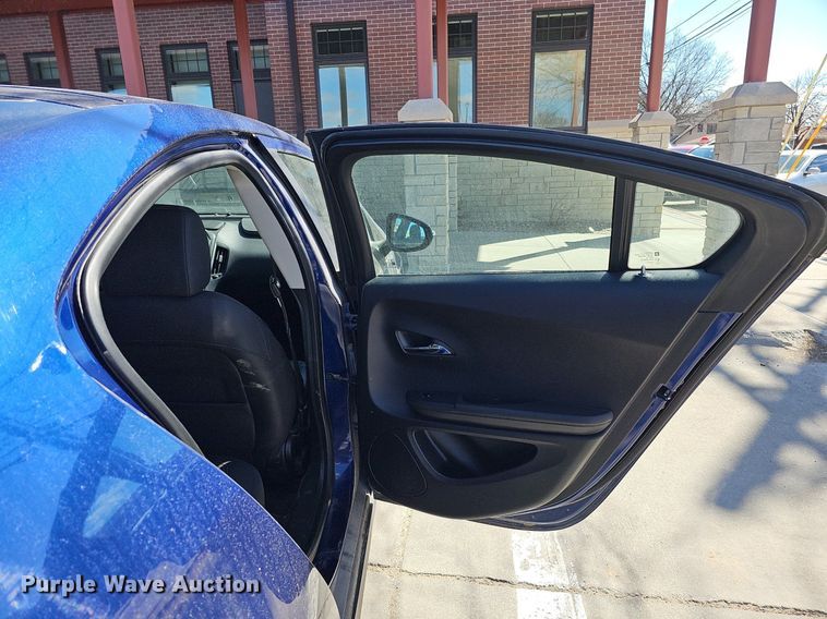 image for item IO9904 2013 Chevrolet Volt 
