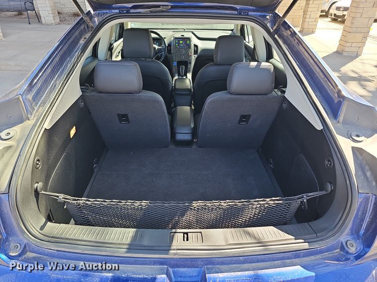 image for item IO9904 2013 Chevrolet Volt 