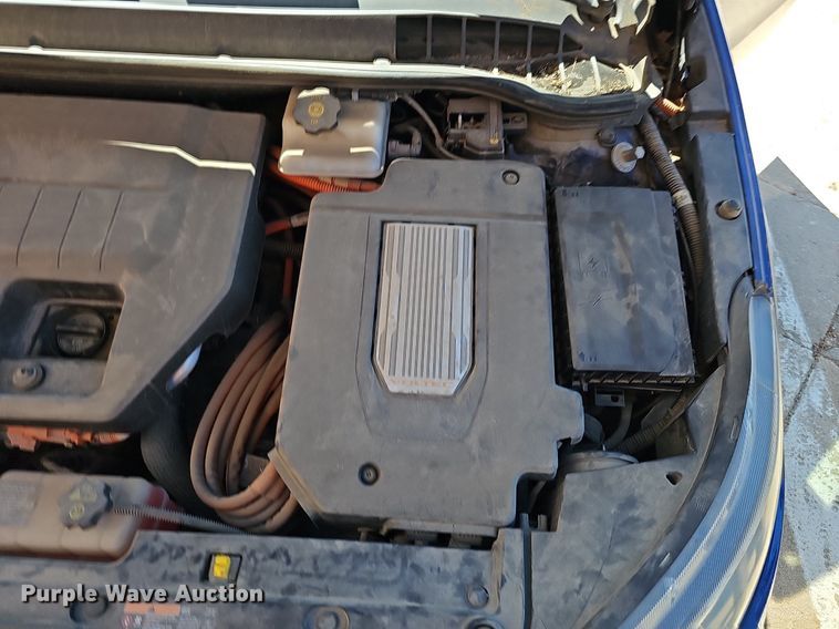 image for item IO9904 2013 Chevrolet Volt 