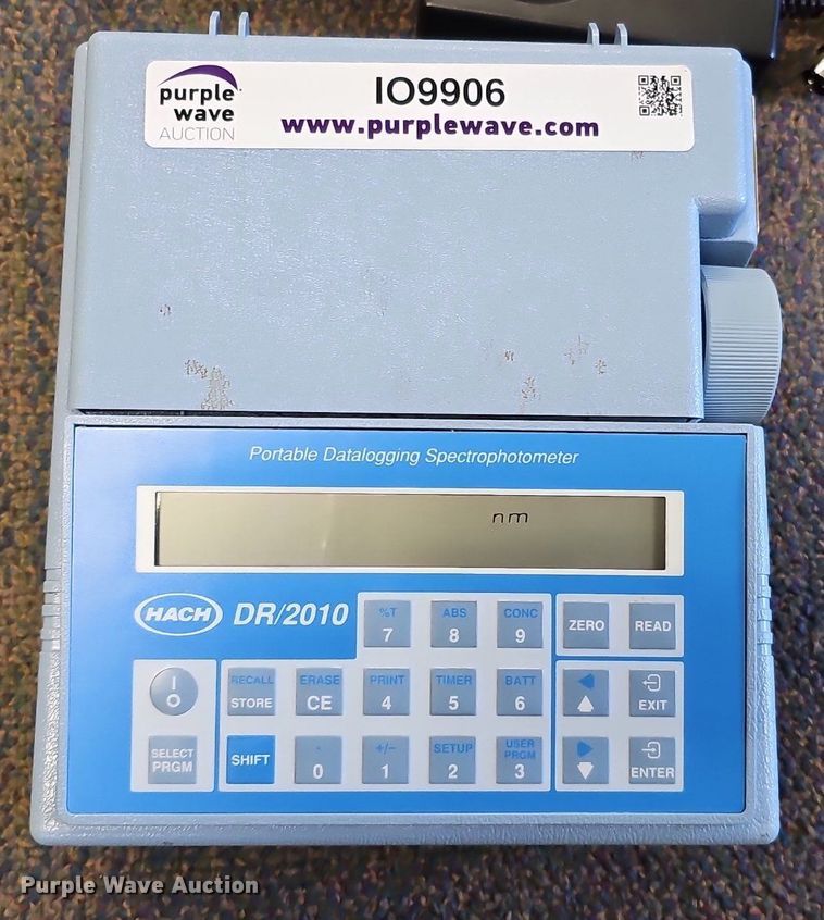 image for item IO9906 Hach DR/2010 spectrophotometer