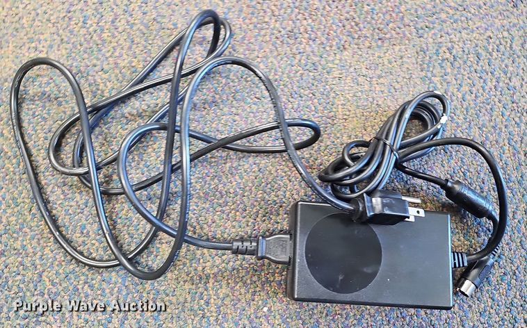 image for item IO9906 Hach DR/2010 spectrophotometer