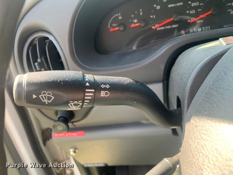 image for item KX9937 2007 Ford E350 ambulance