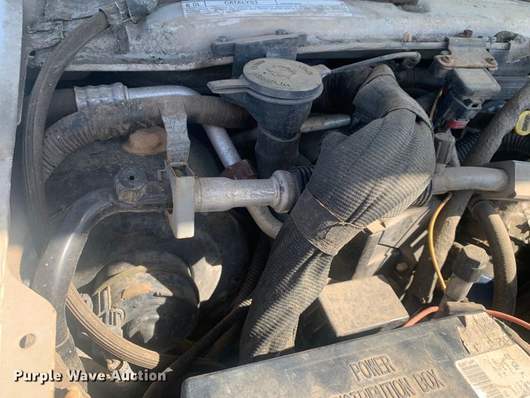 image for item KX9937 2007 Ford E350 ambulance