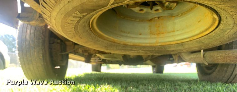 image for item KX9937 2007 Ford E350 ambulance