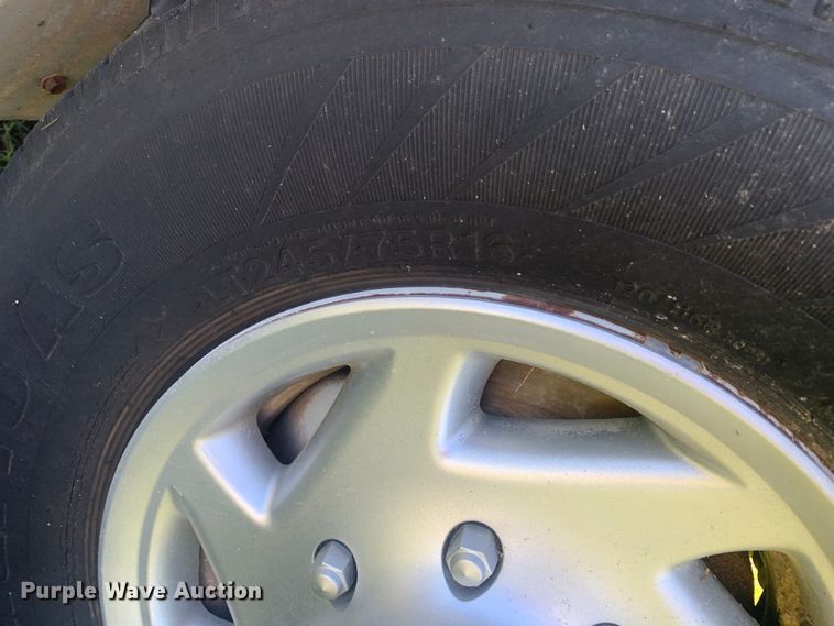 image for item KX9937 2007 Ford E350 ambulance