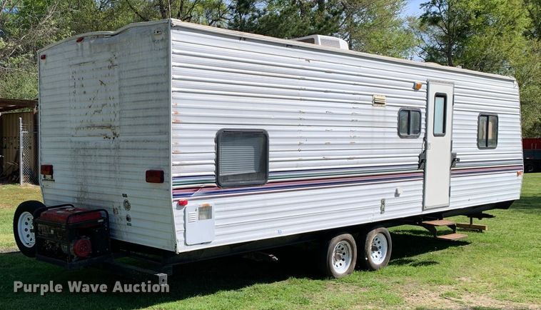 image for item KX9941 2002 Forest River camper