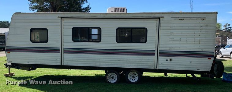 image for item KX9941 2002 Forest River camper