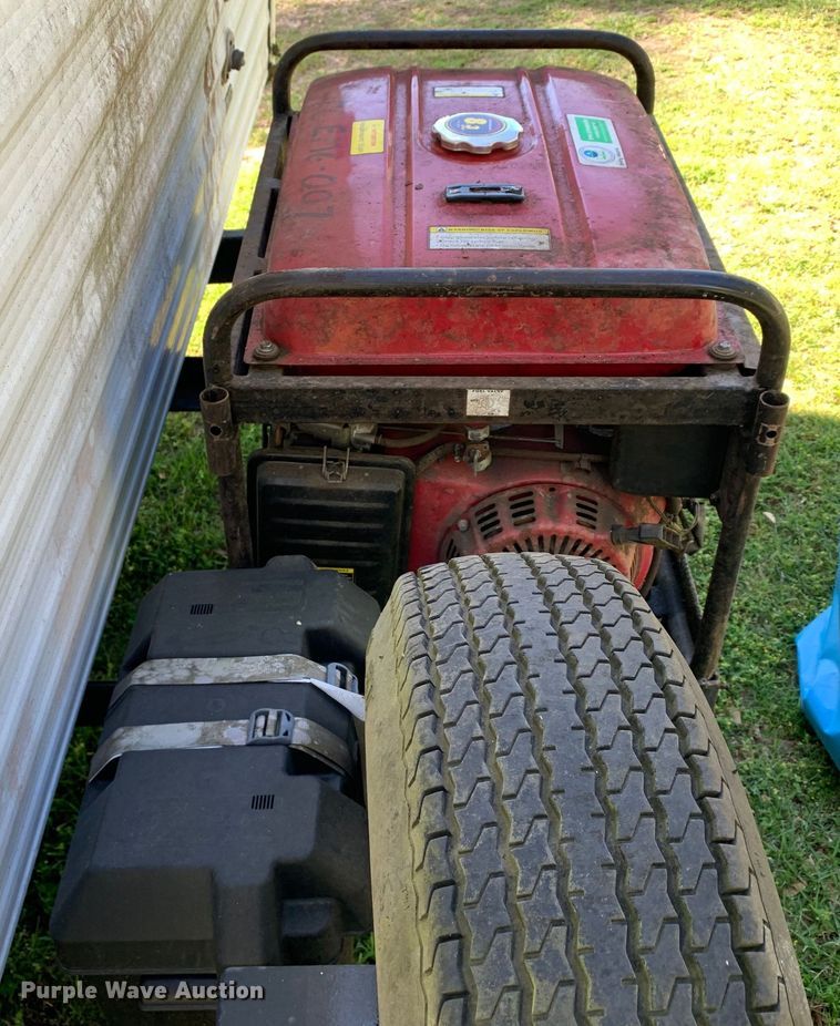 image for item KX9941 2002 Forest River camper