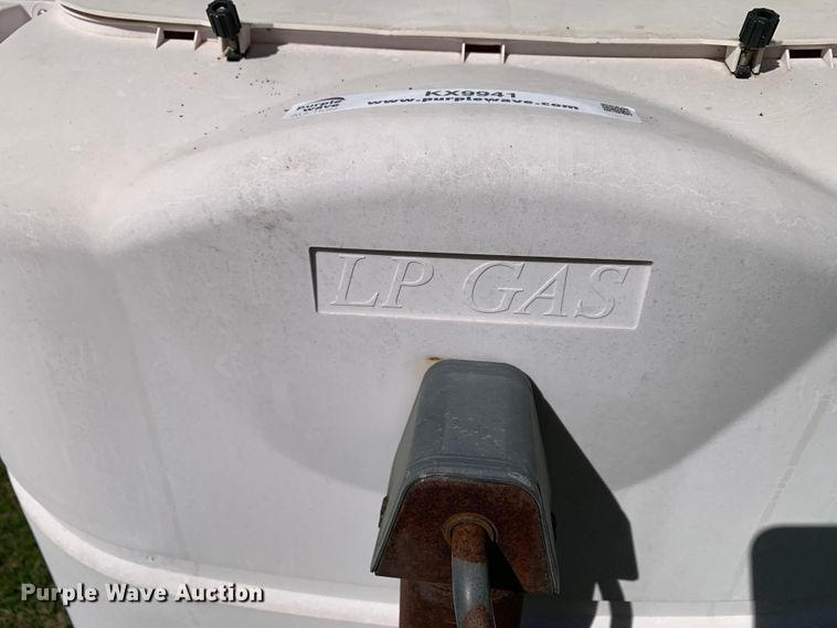 image for item KX9941 2002 Forest River camper