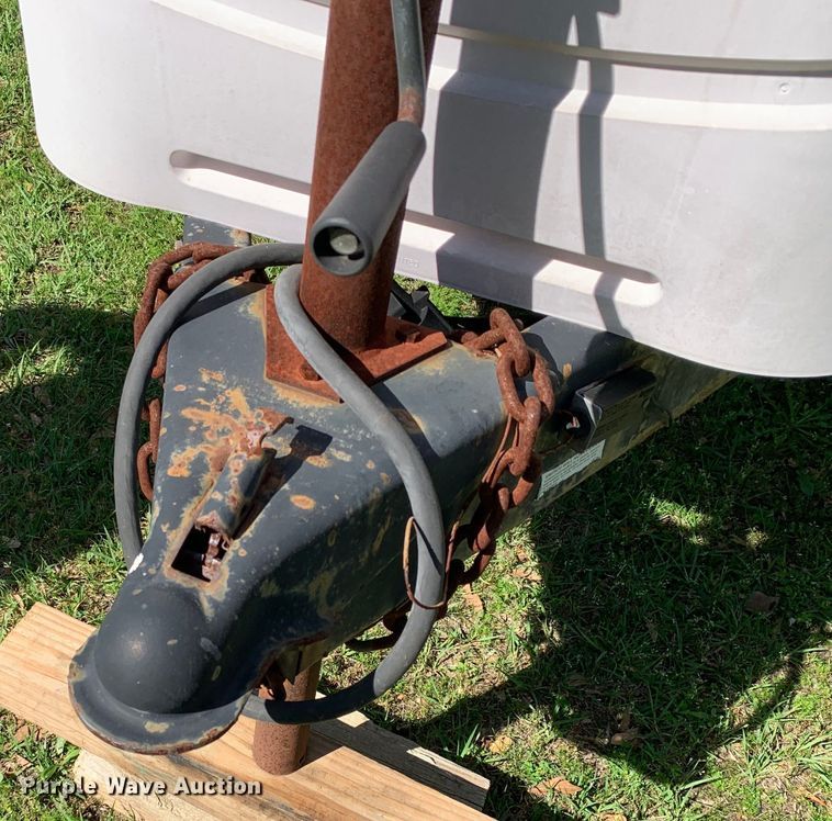 image for item KX9941 2002 Forest River camper