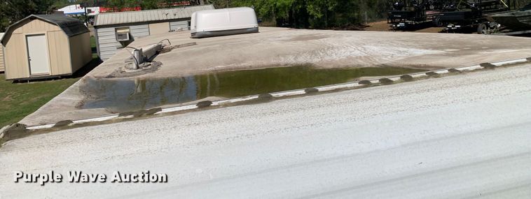 image for item KX9941 2002 Forest River camper