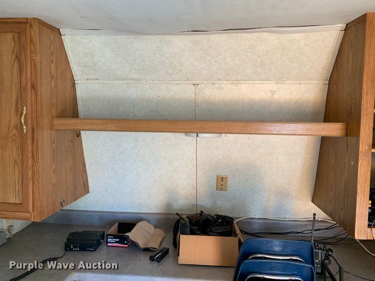 image for item KX9941 2002 Forest River camper