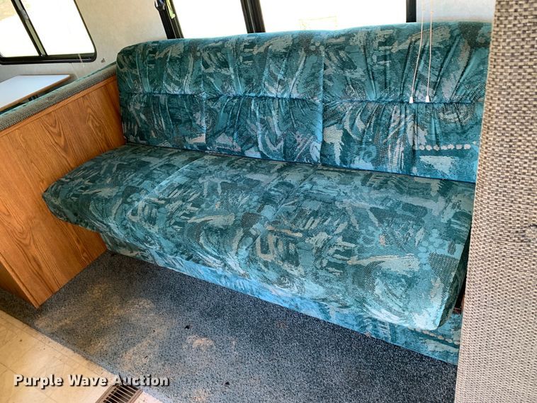 image for item KX9941 2002 Forest River camper