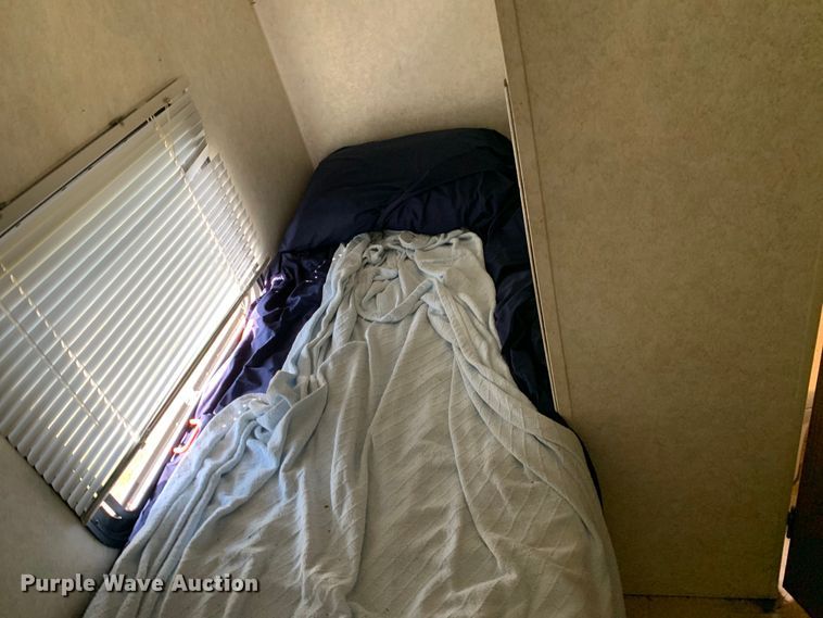 image for item KX9941 2002 Forest River camper