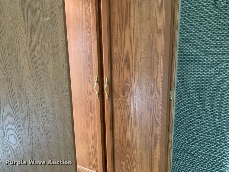 image for item KX9941 2002 Forest River camper