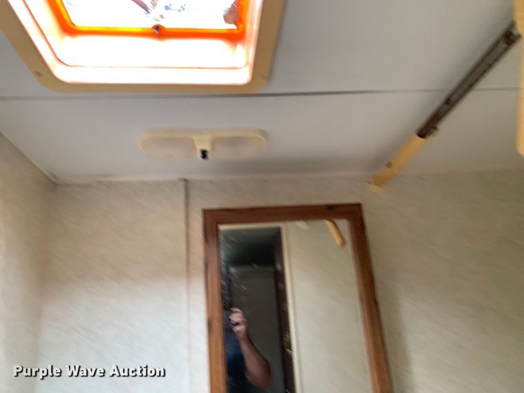 image for item KX9941 2002 Forest River camper