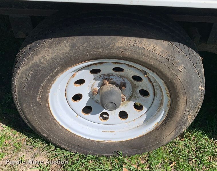 image for item KX9941 2002 Forest River camper