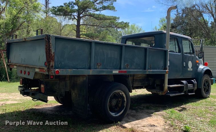 image for item KX9942 1992 International  4600 Crew Cab flatbed truck