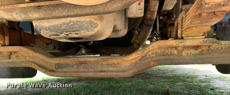 image for item KX9942 1992 International  4600 Crew Cab flatbed truck