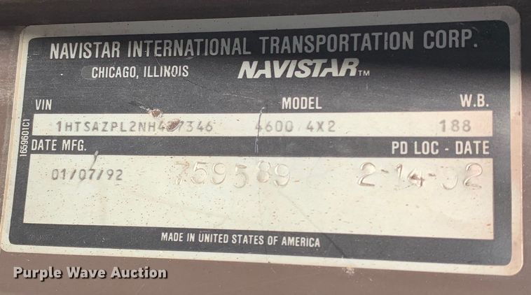 image for item KX9942 1992 International  4600 Crew Cab flatbed truck