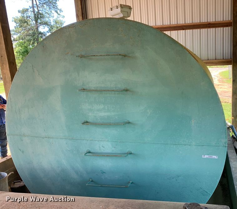 image for item KX9943 Fuel tank