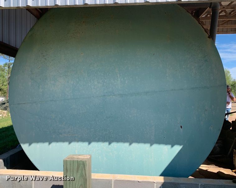 image for item KX9943 Fuel tank