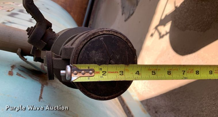 image for item KX9943 Fuel tank