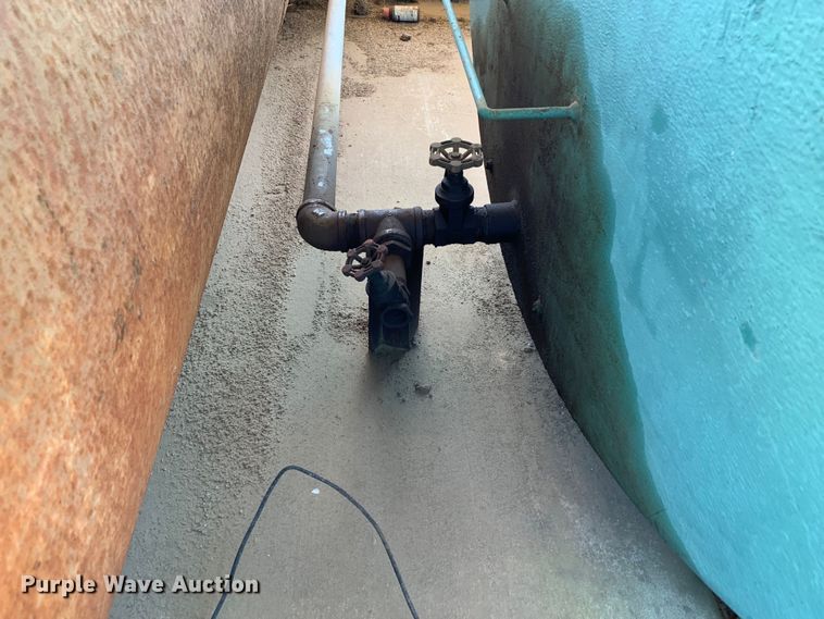 image for item KX9943 Fuel tank