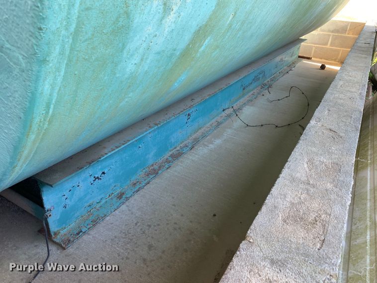 image for item KX9943 Fuel tank