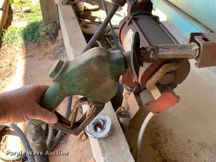 image for item KX9943 Fuel tank