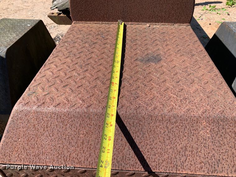 image for item KX9944 Smoker trailer