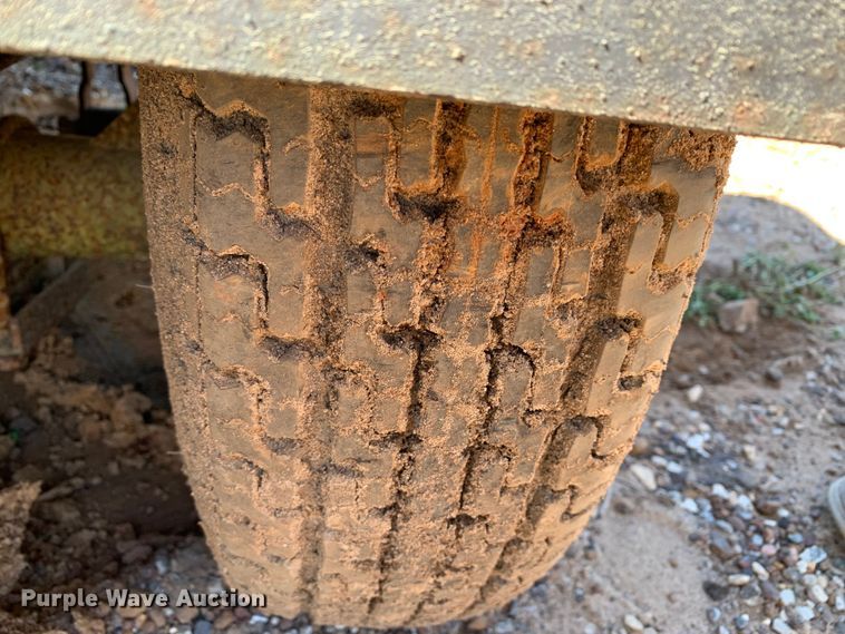 image for item KX9944 Smoker trailer