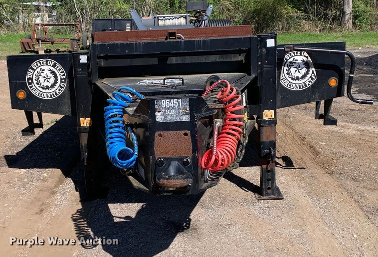 image for item KX9947 2016 Big Tex 4XPH-25+5 equipment trailer