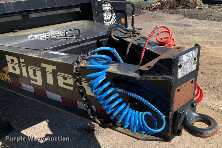 image for item KX9947 2016 Big Tex 4XPH-25+5 equipment trailer