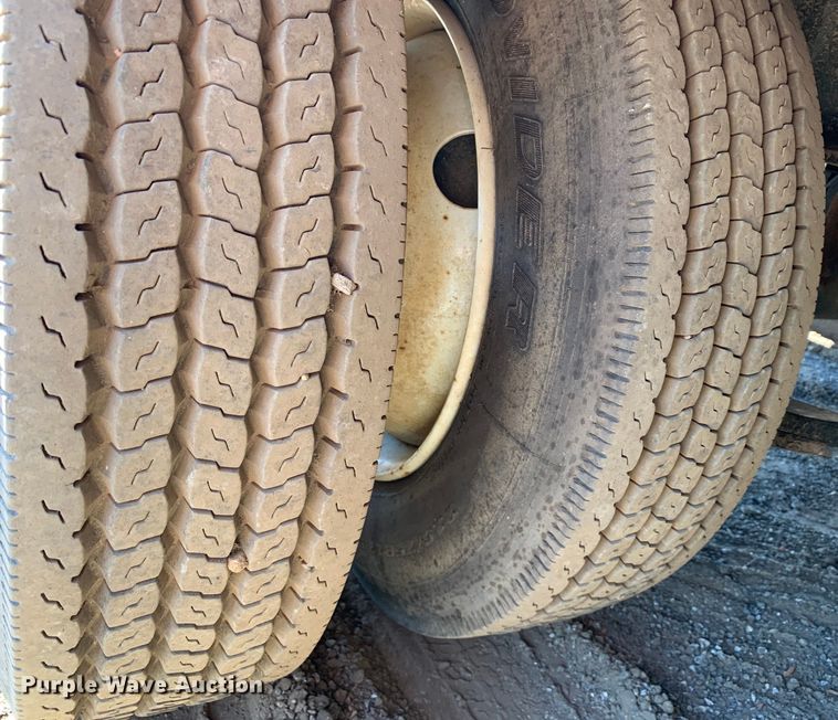 image for item KX9947 2016 Big Tex 4XPH-25+5 equipment trailer