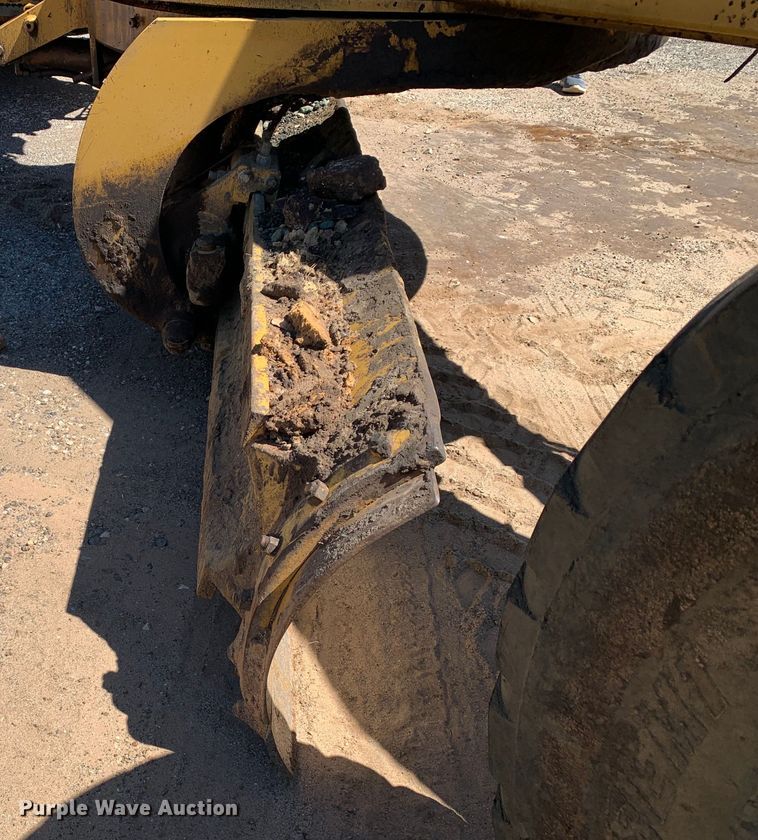 image for item KX9948 2008 Caterpillar  140M motor grader