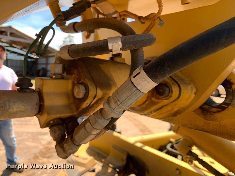 image for item KX9948 2008 Caterpillar  140M motor grader