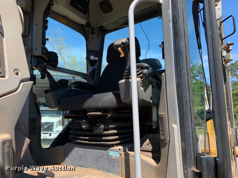 image for item KX9948 2008 Caterpillar  140M motor grader