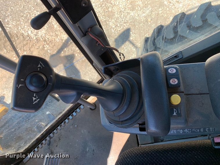 image for item KX9948 2008 Caterpillar  140M motor grader