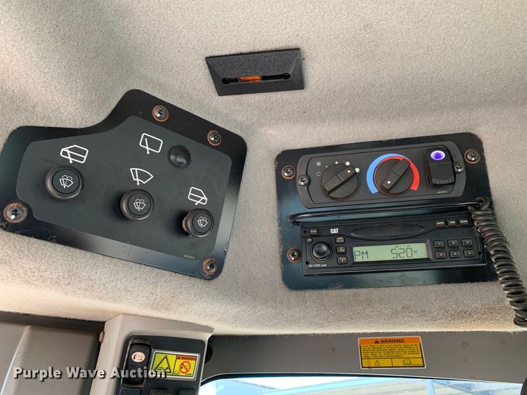 image for item KX9948 2008 Caterpillar  140M motor grader