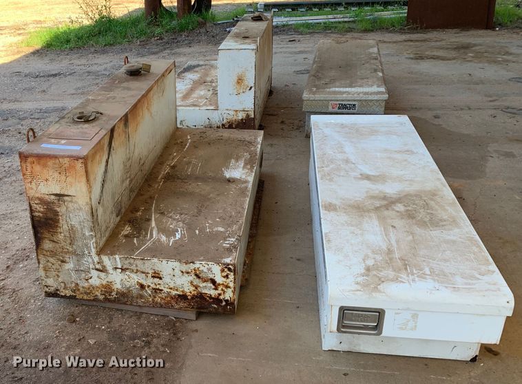 image for item KX9951 Automotive accessories 