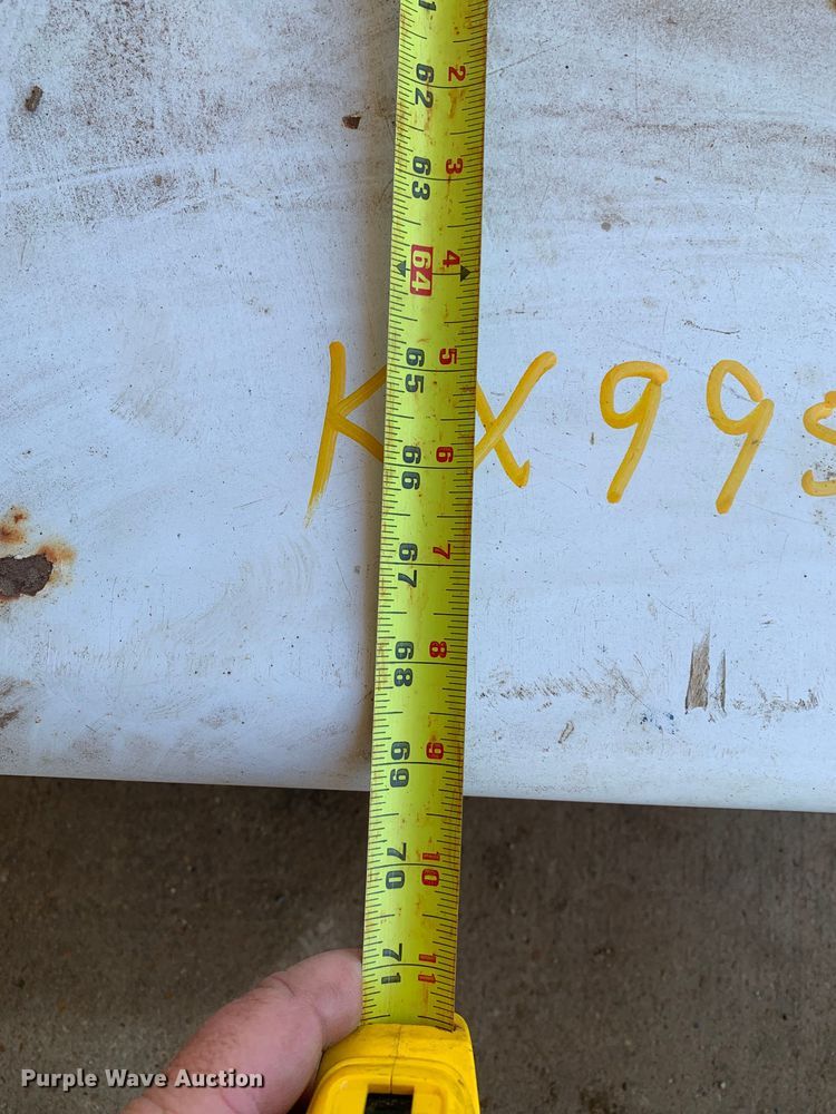 image for item KX9951 Automotive accessories 