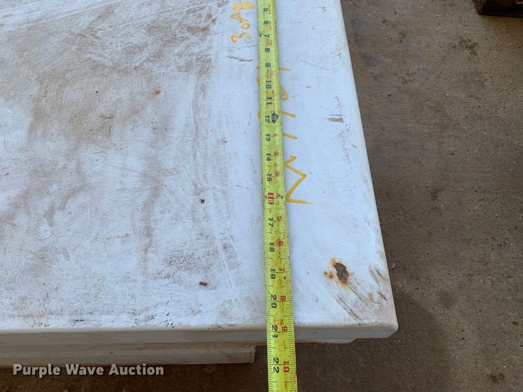 image for item KX9951 Automotive accessories 