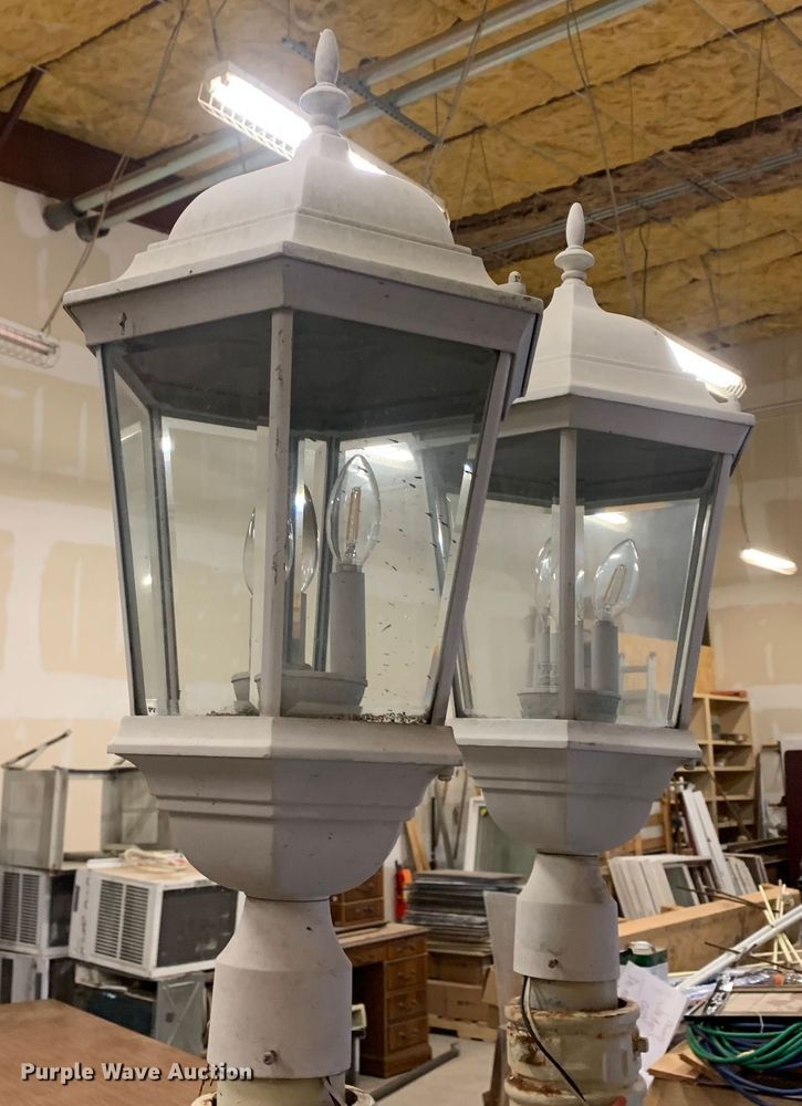 image for item KX9958 Outdoor lamps and posts