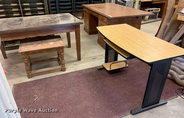 image for item KX9961 Office furniture 