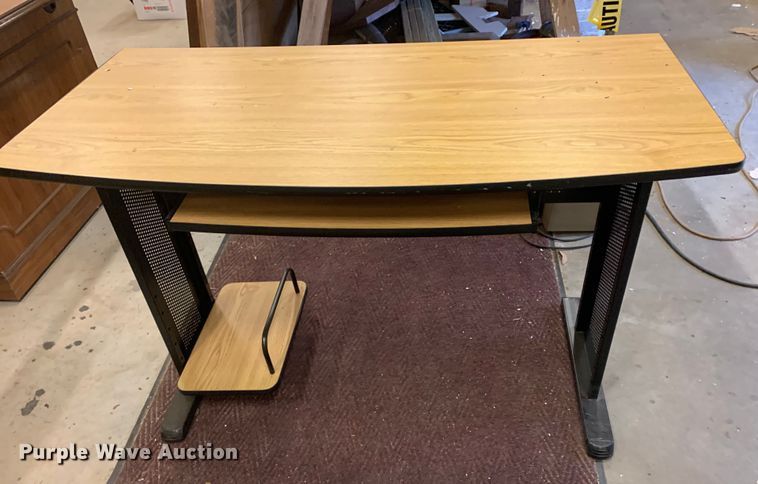 image for item KX9961 Office furniture 