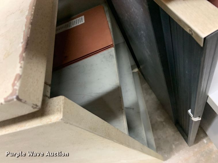 image for item KX9961 Office furniture 