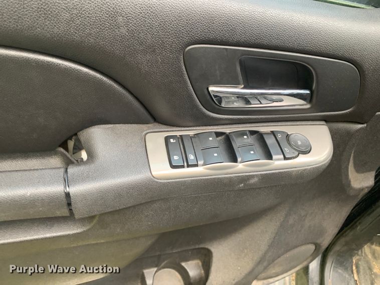 image for item KX9964 2013 Chevrolet Tahoe Police SUV